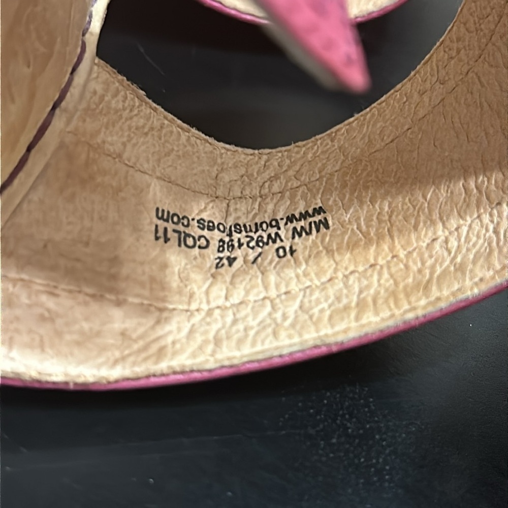 Adorable! Burgundy and cork. Leather Born Platform Sandals. Size 10 - Picture 4 of 10